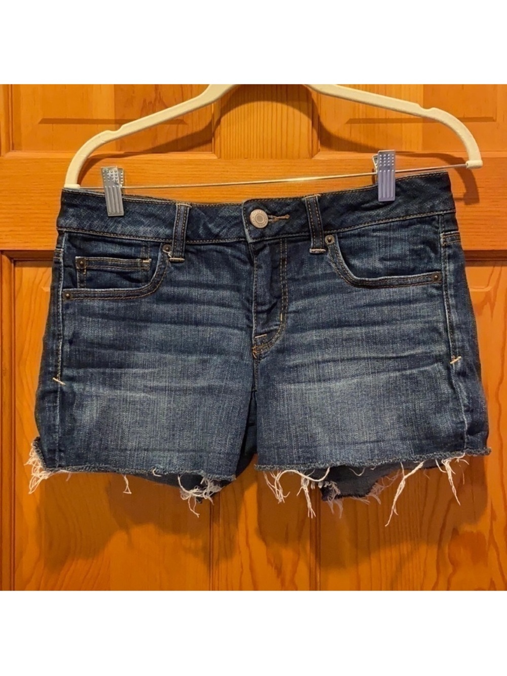 American Eagle Super Stretch Dark Wash Denim Shorts with Frayed Hem Size 6
